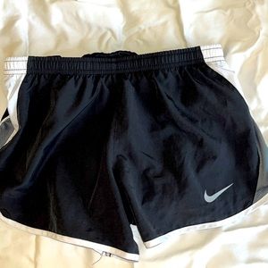 Black Nike Shorts Small Women